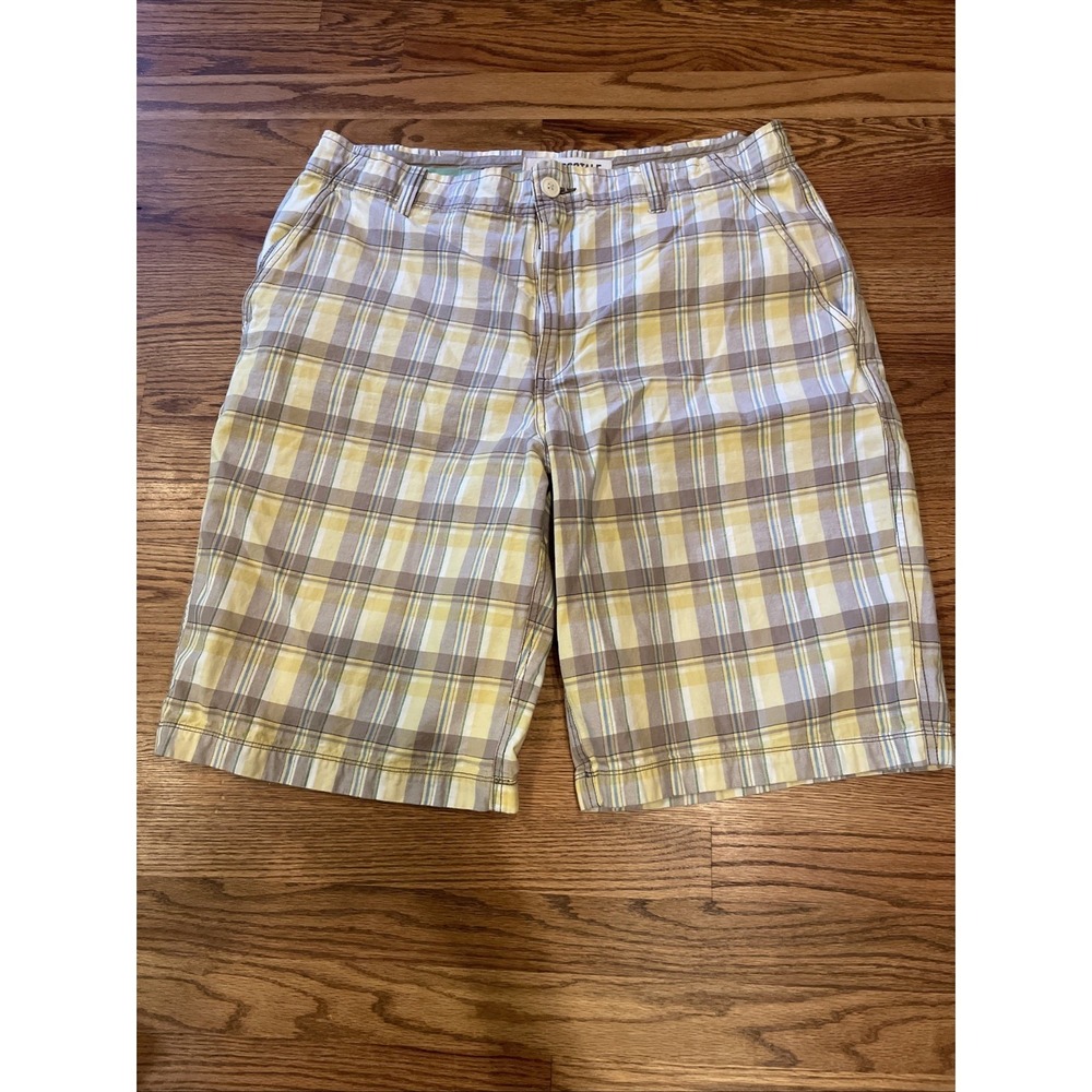 Aeropostale Men's Yellow Plaid Shorts Size 38 Baggy 12" Inseam Y2K Style